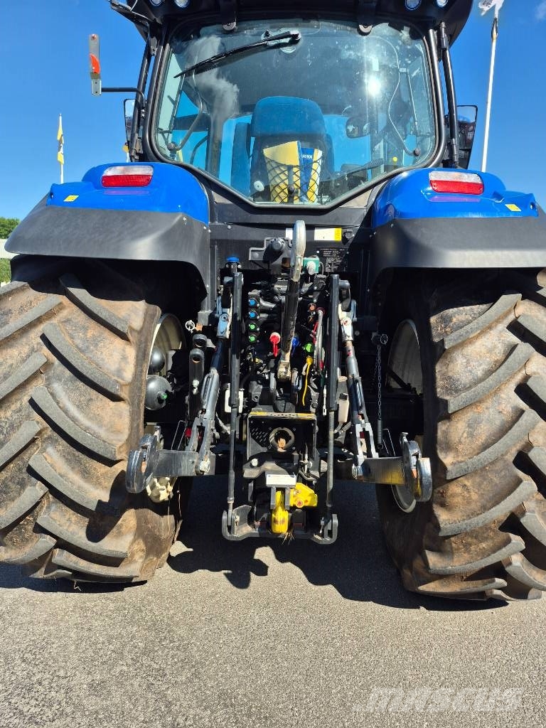 New Holland T 7.165 S Tractors