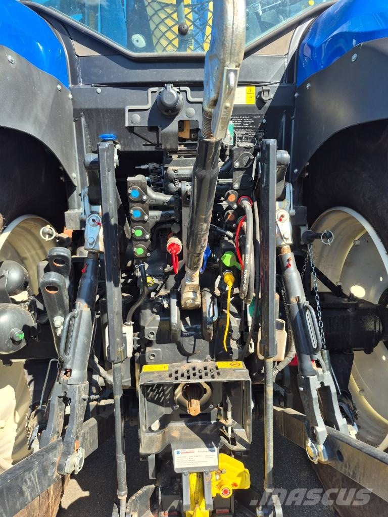 New Holland T 7.165 S Tractors