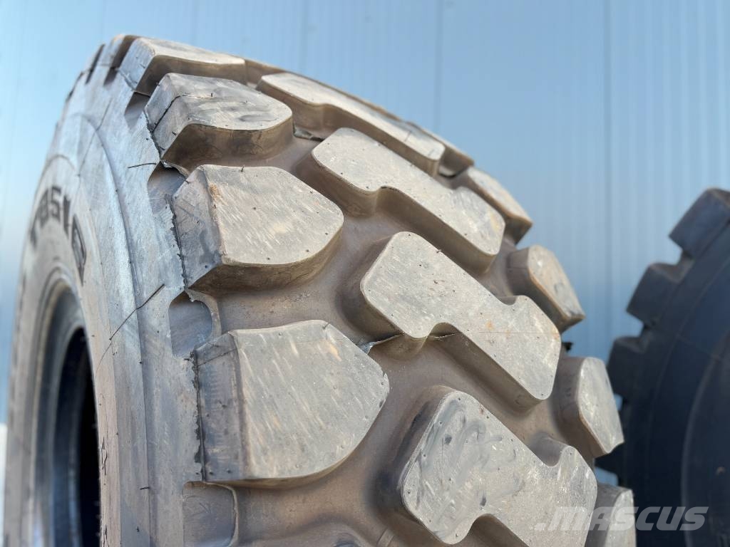 Triangle 29.5R25 L3 set Tyres, wheels and rims