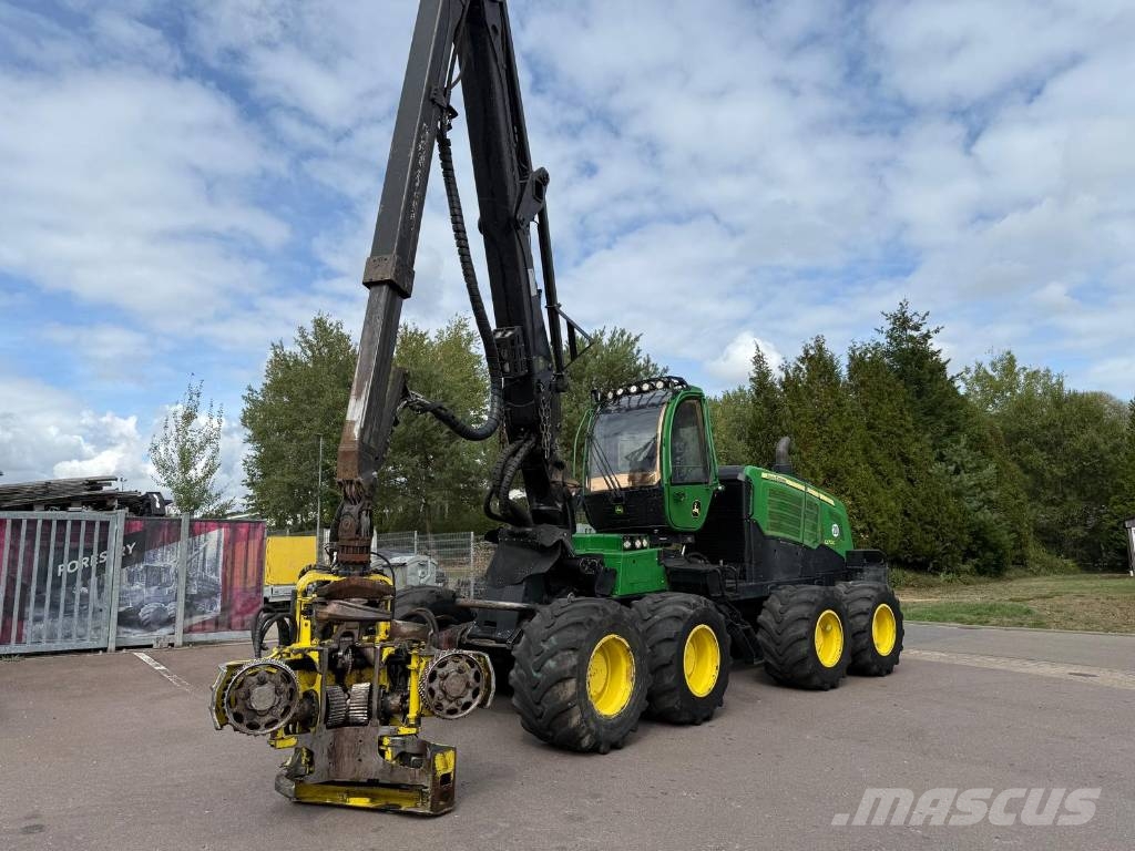 John Deere 1270 G Harvesterit