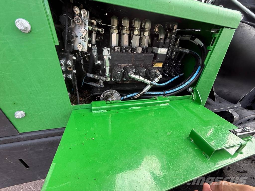 John Deere 1270 G Harvesterit