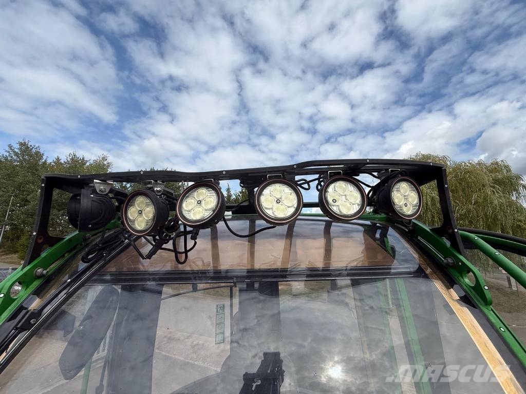 John Deere 1270 G Harvesterit