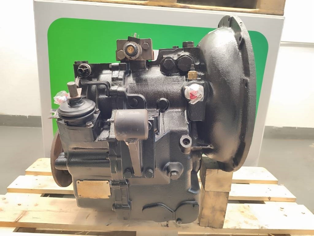 Manitou COM-T4-2024 258799 Manitou MLT gearbox Váltók