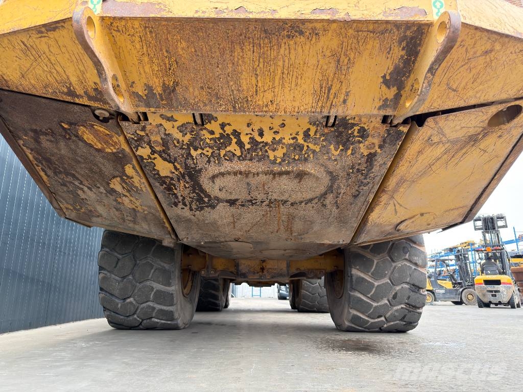 CAT 730C2 Belden kirma kaya kamyonu