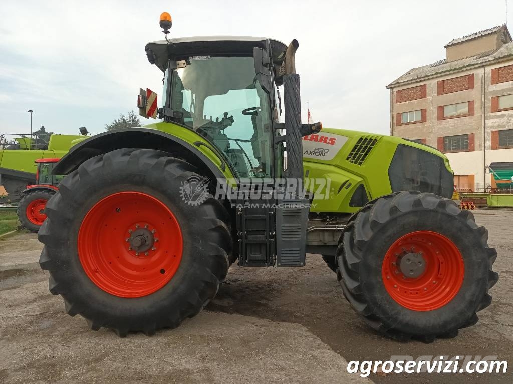 CLAAS AXION 830 Tractores