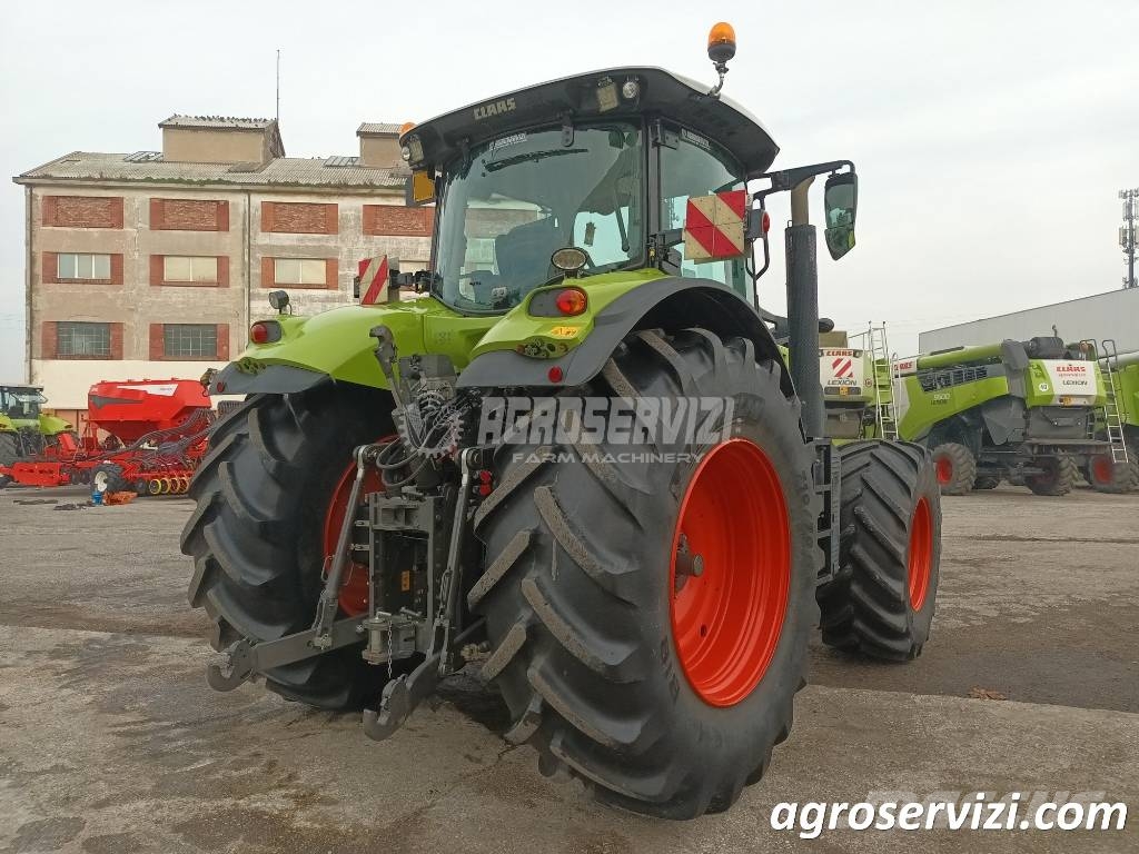 CLAAS AXION 830 Tractores