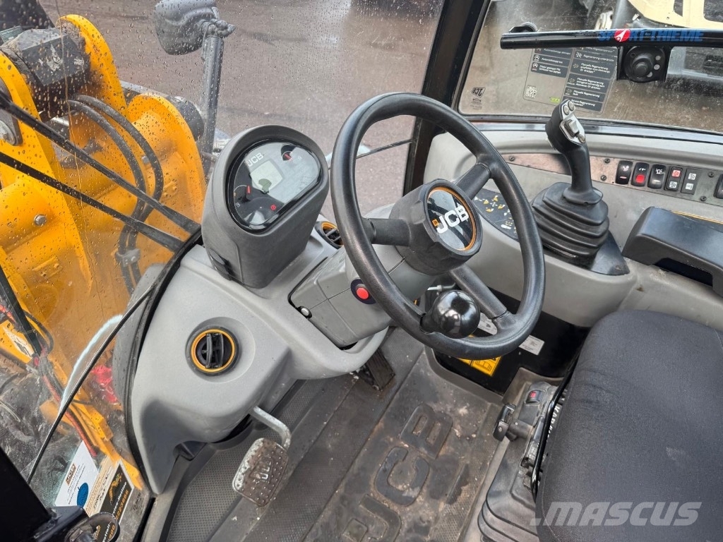 JCB 409 SV Экскаваторы-погрузчики