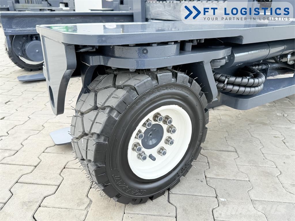 Combilift C4000S | GAS | TRIPLEX 5550MM | FREE-LIFT | FORK-P 4-way reach truck