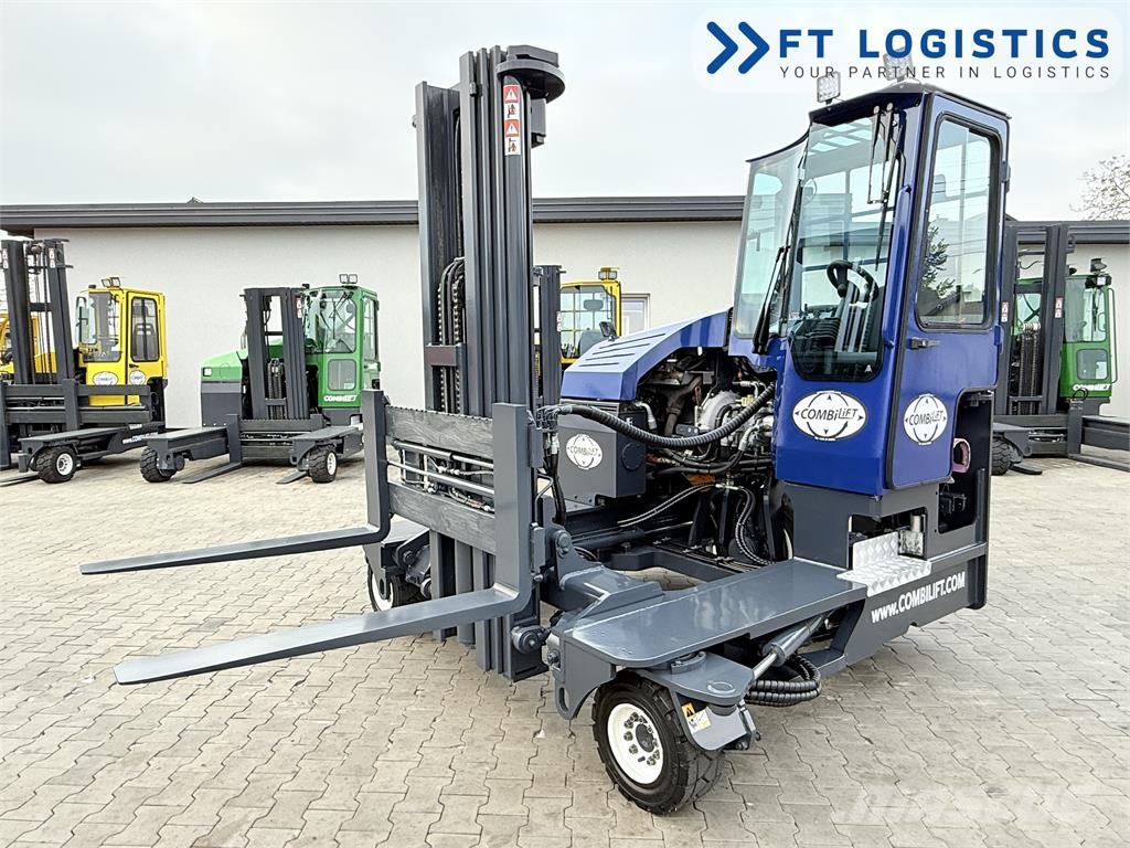 Combilift C4000S | GAS | TRIPLEX 5550MM | FREE-LIFT | FORK-P 4 vías o cuatro caminos