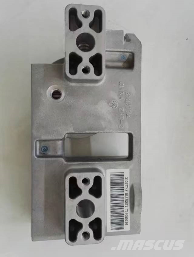 Cummins M11 Oil Filter Head 3102774 3335512 3899699 Motorer