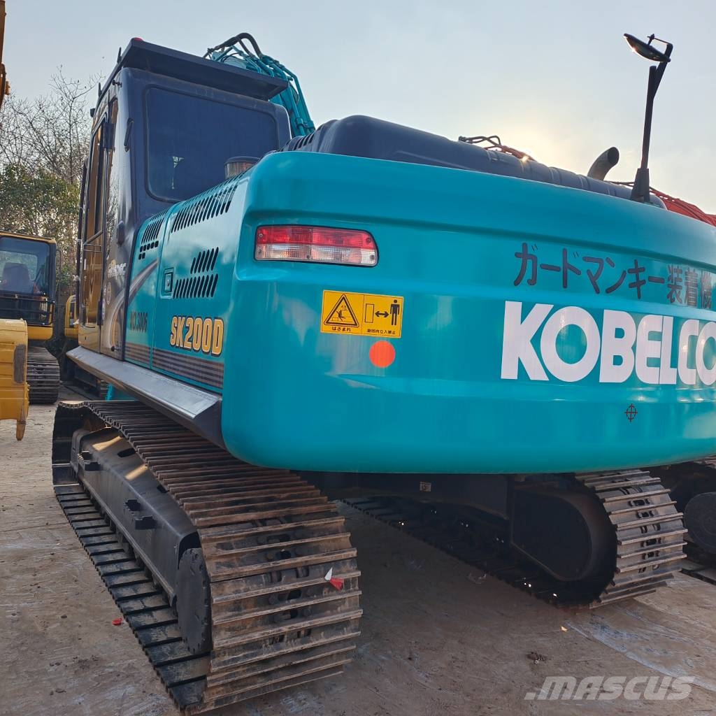 Kobelco SK 140 made in Japan Bageri guseničari