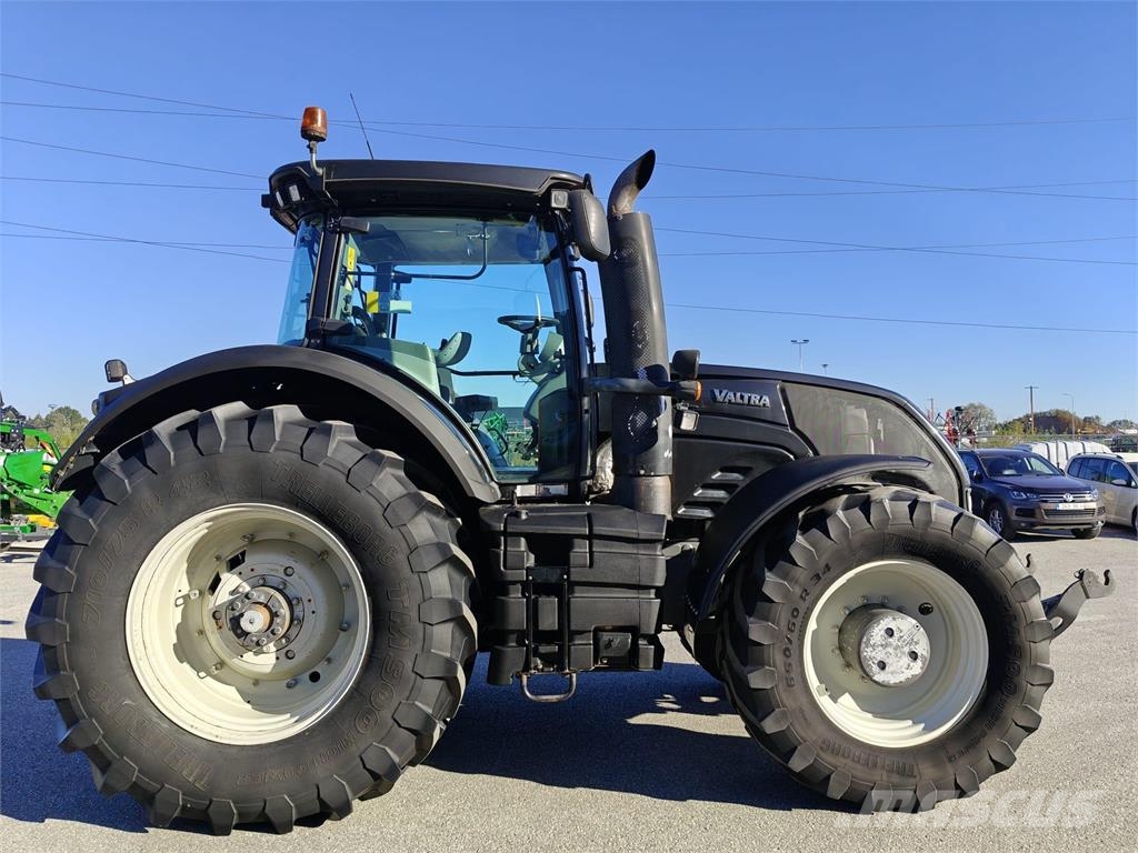 Valtra S353 Traktorid