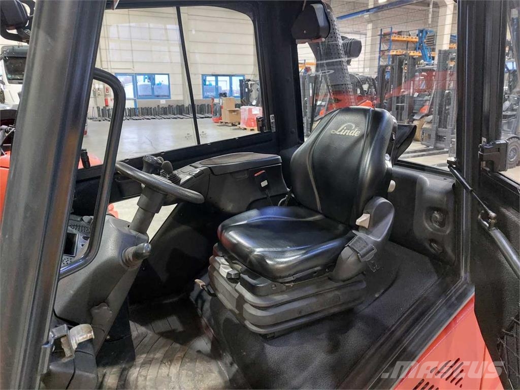 Linde H30D Дизельні навантажувачі