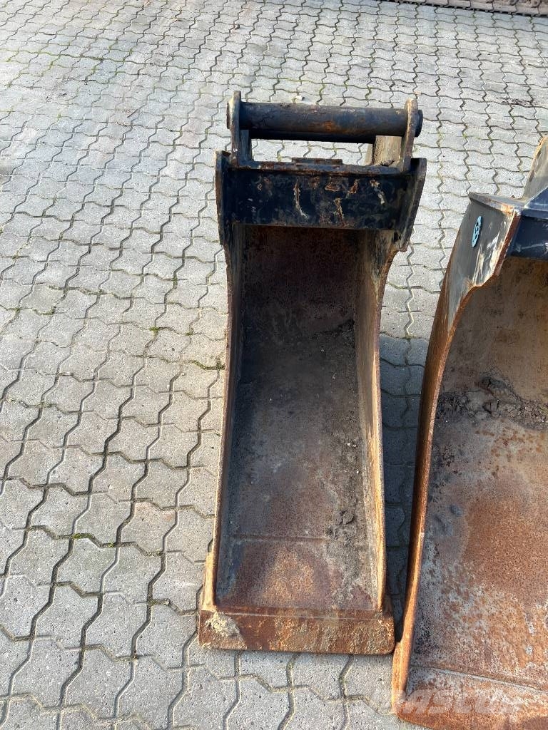 JST 400 mm lerskovl Hydrema دلاء