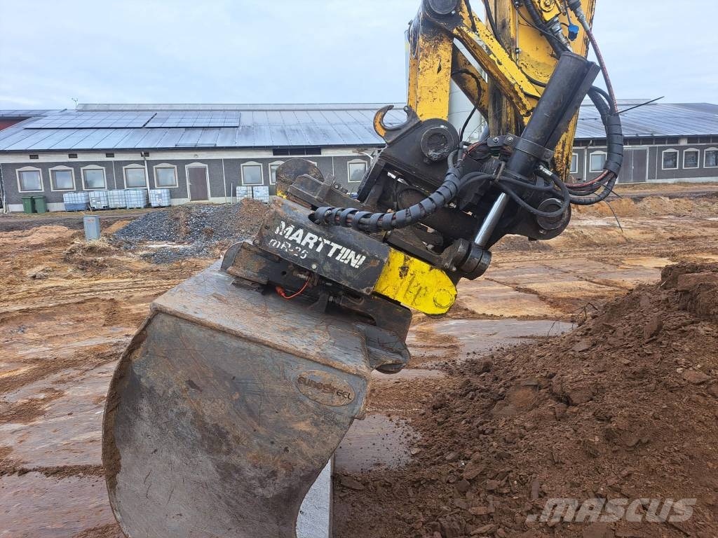 New Holland Kobelco E225 BSR Crawler excavators