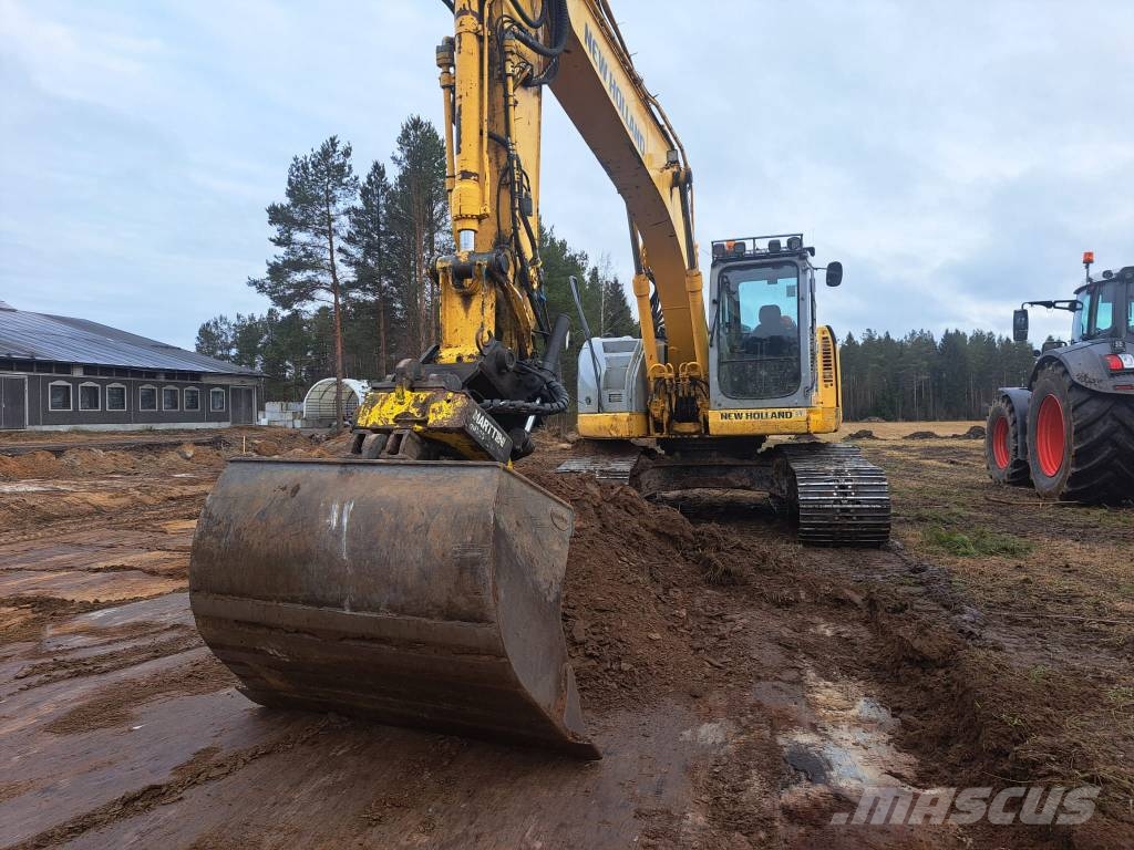 New Holland Kobelco E225 BSR Crawler excavators