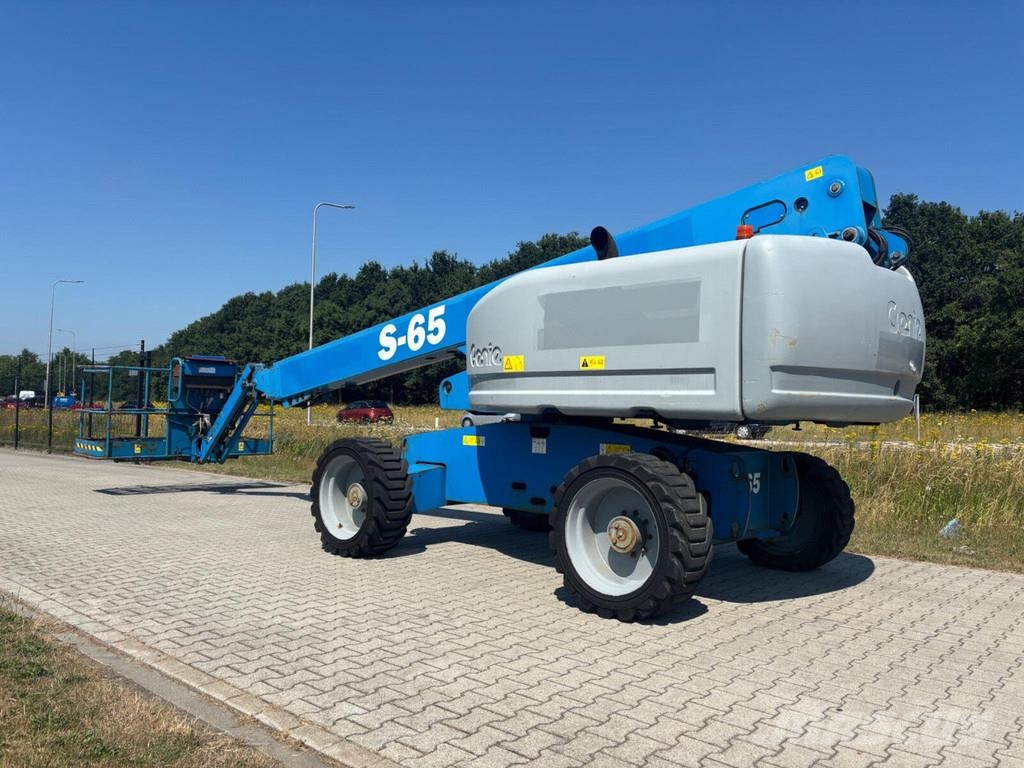 Genie S-65 Teleskopické plošiny