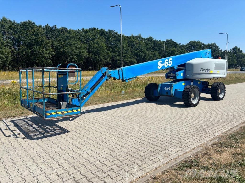 Genie S-65 Teleskopické plošiny