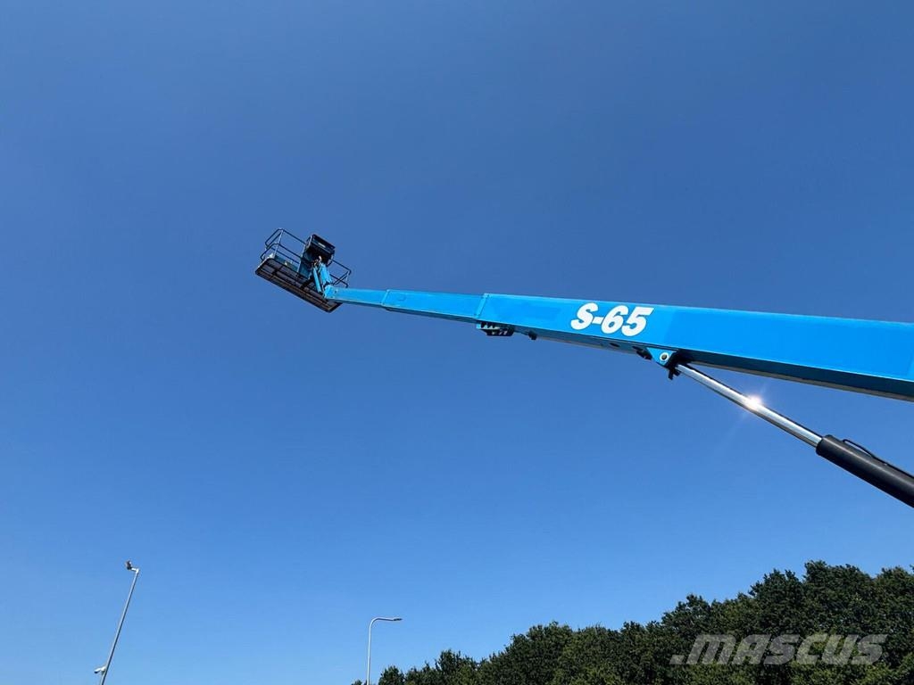 Genie S-65 Teleskopické plošiny