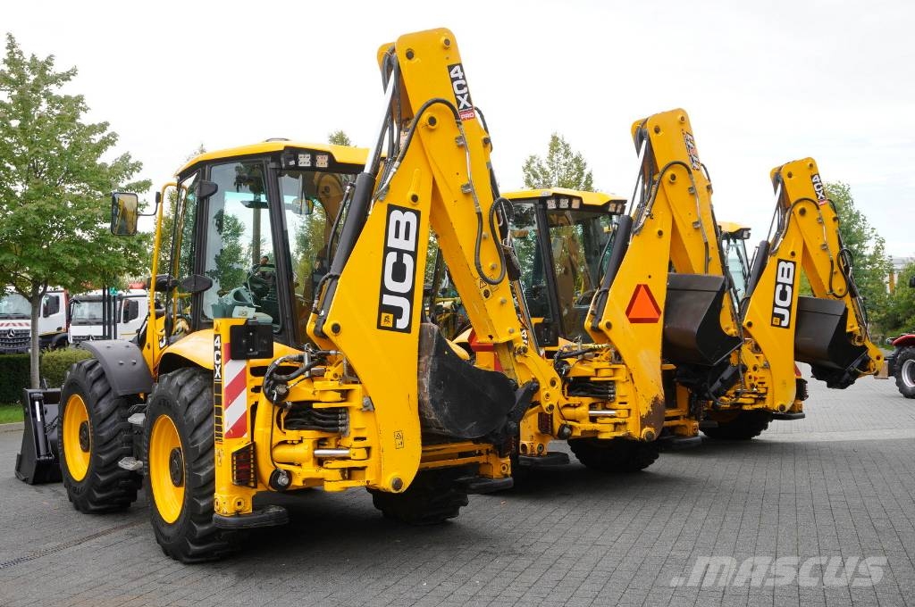 JCB 4CX PRO / 3400 MTH! / 2022 / joysticks / 3 units 反铲装载机
