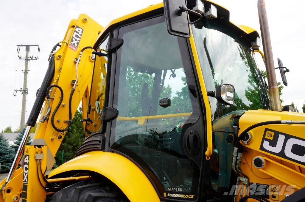 JCB 4CX PRO / 3400 MTH! / 2022 / joysticks / 3 units 反铲装载机