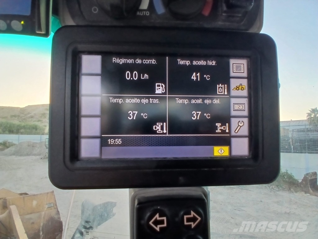CAT 966 M Kolesni nakladalci