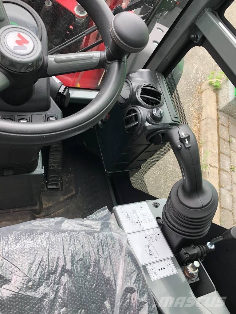 Weidemann 1260 LP Večnamenski nakladalci