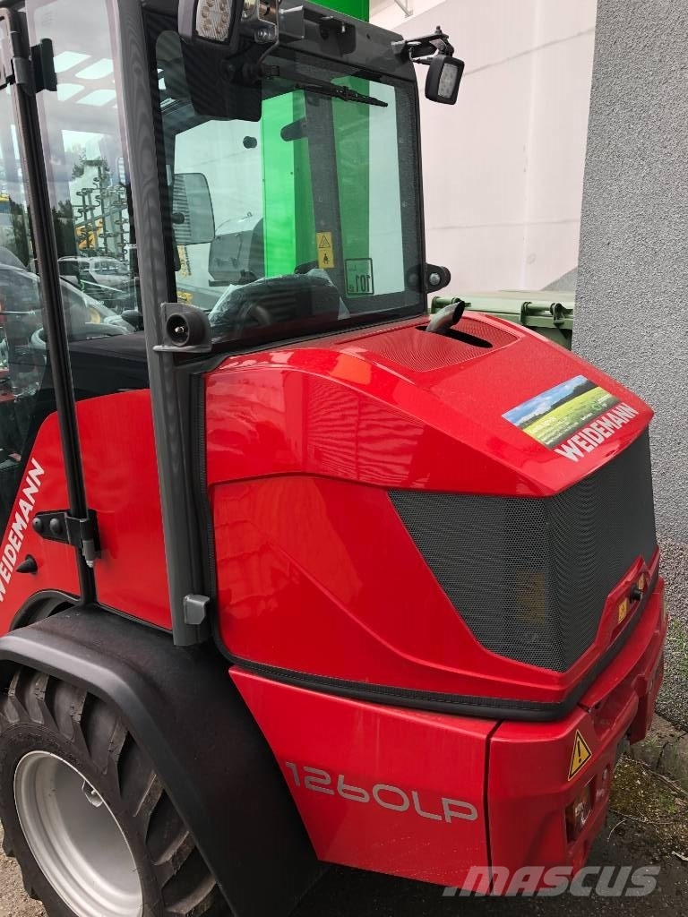 Weidemann 1260 LP Večnamenski nakladalci