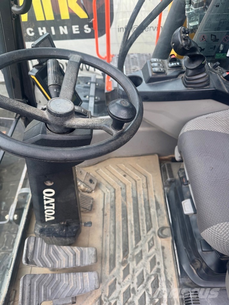 Volvo EWR 150 E Wielgraafmachines