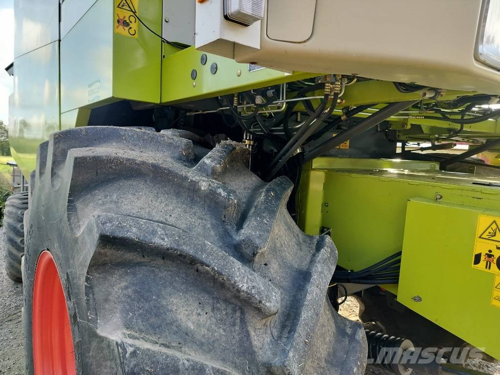 CLAAS Medion 310 Θεριζοαλωνιστικές μηχανές