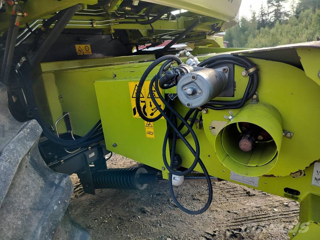 CLAAS Medion 310 Θεριζοαλωνιστικές μηχανές
