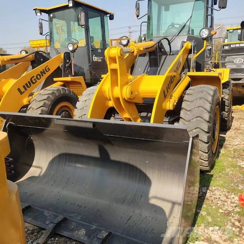 XCMG LW300FV 휠로우더