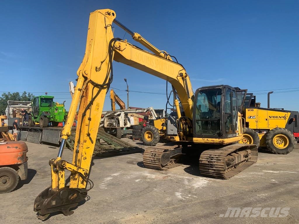 New Holland E 135 SR حفارات زحافة