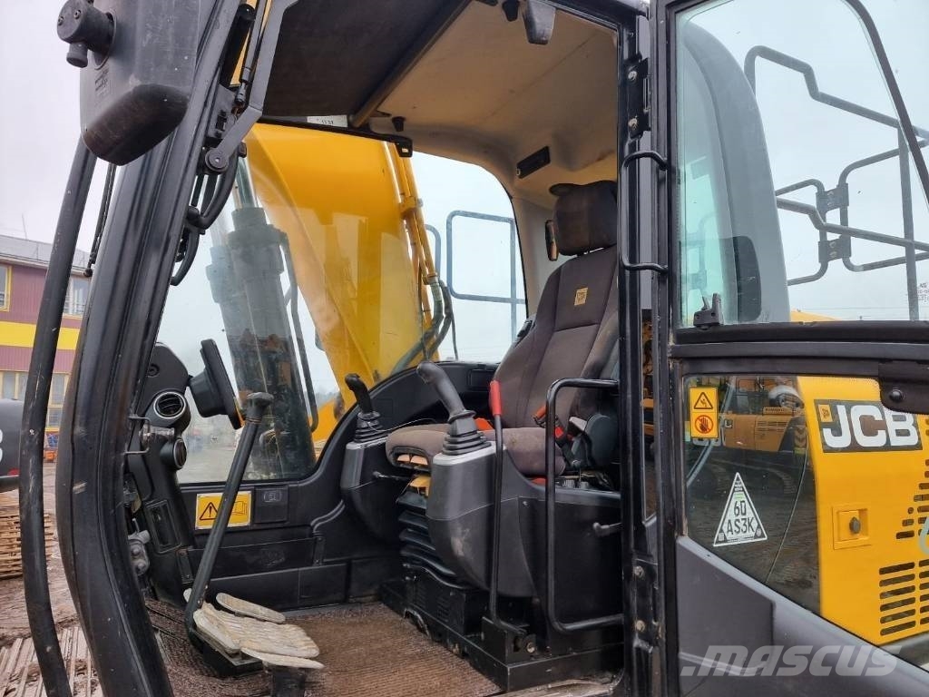 JCB JS131 LC BOG Master Paletli ekskavatörler