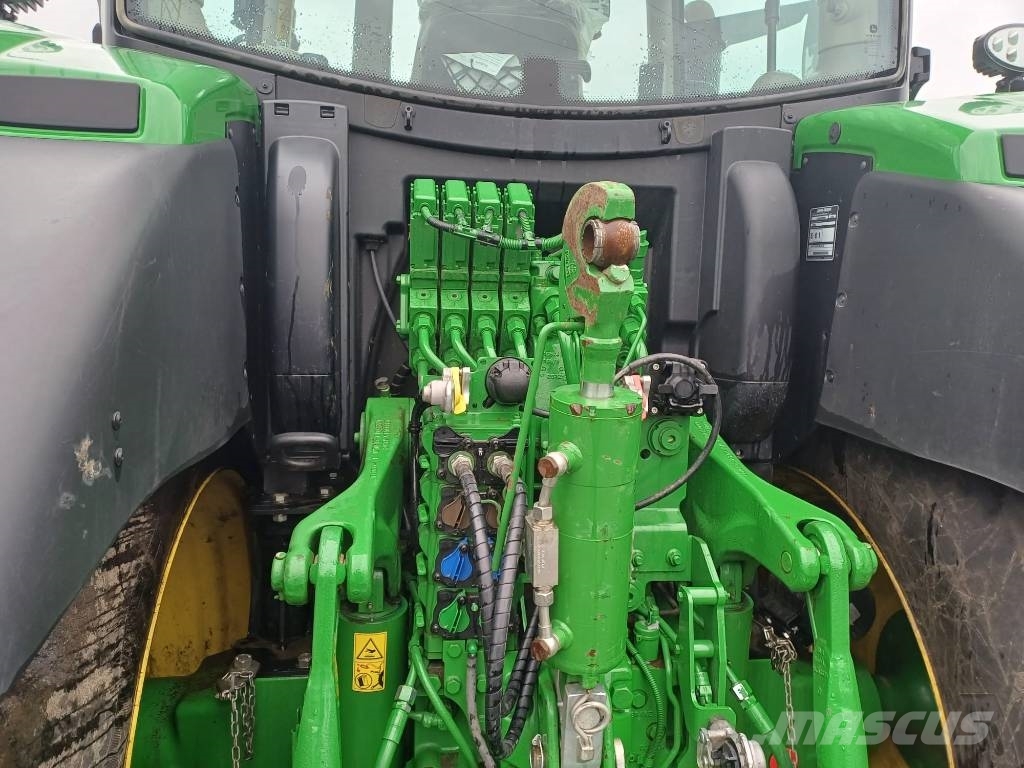 John Deere 6R 215 Tractoare