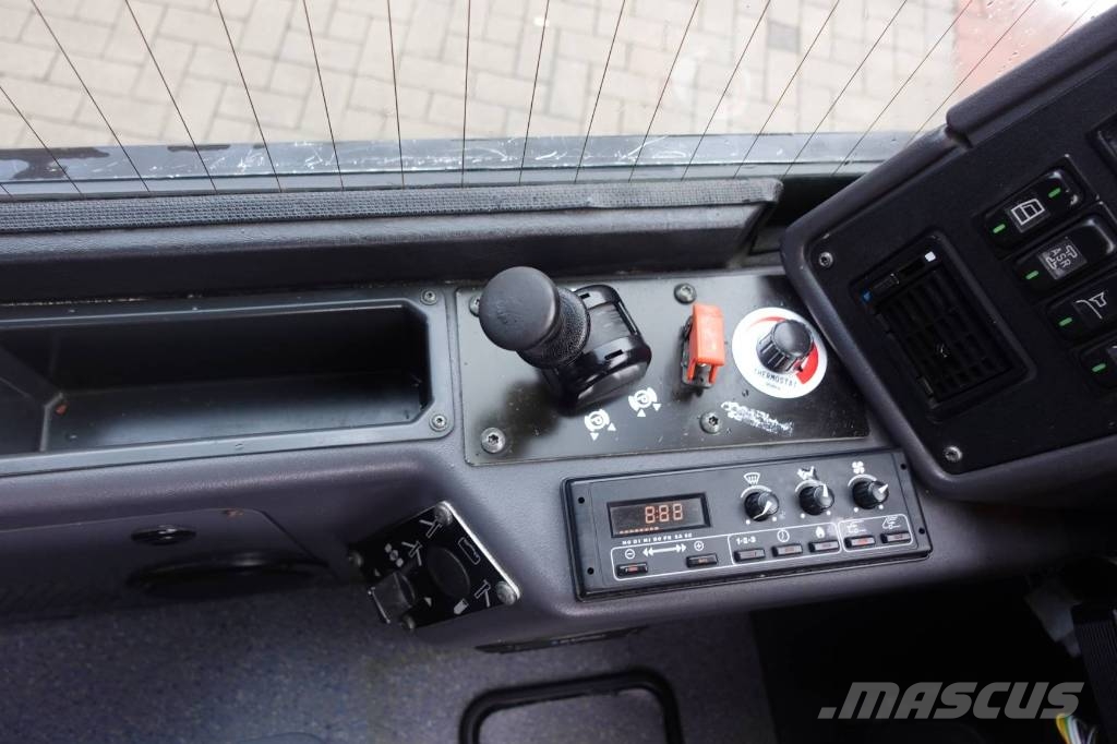 Mercedes-Benz O 550 Integro L *66-Sitze*6-Gang* 시외버스