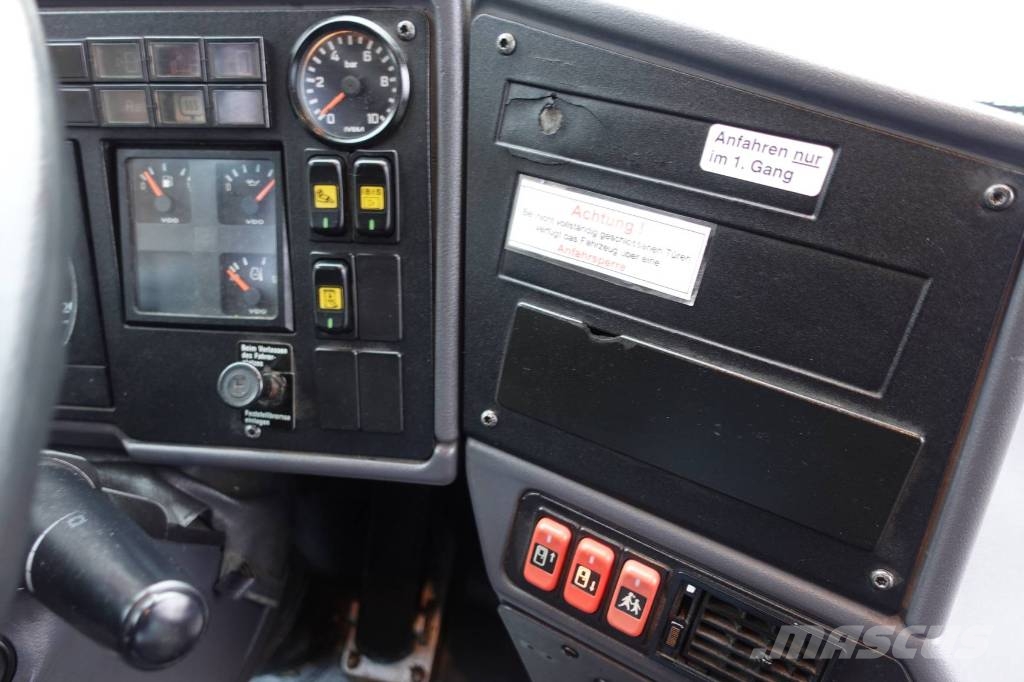 Mercedes-Benz O 550 Integro L *66-Sitze*6-Gang* 시외버스