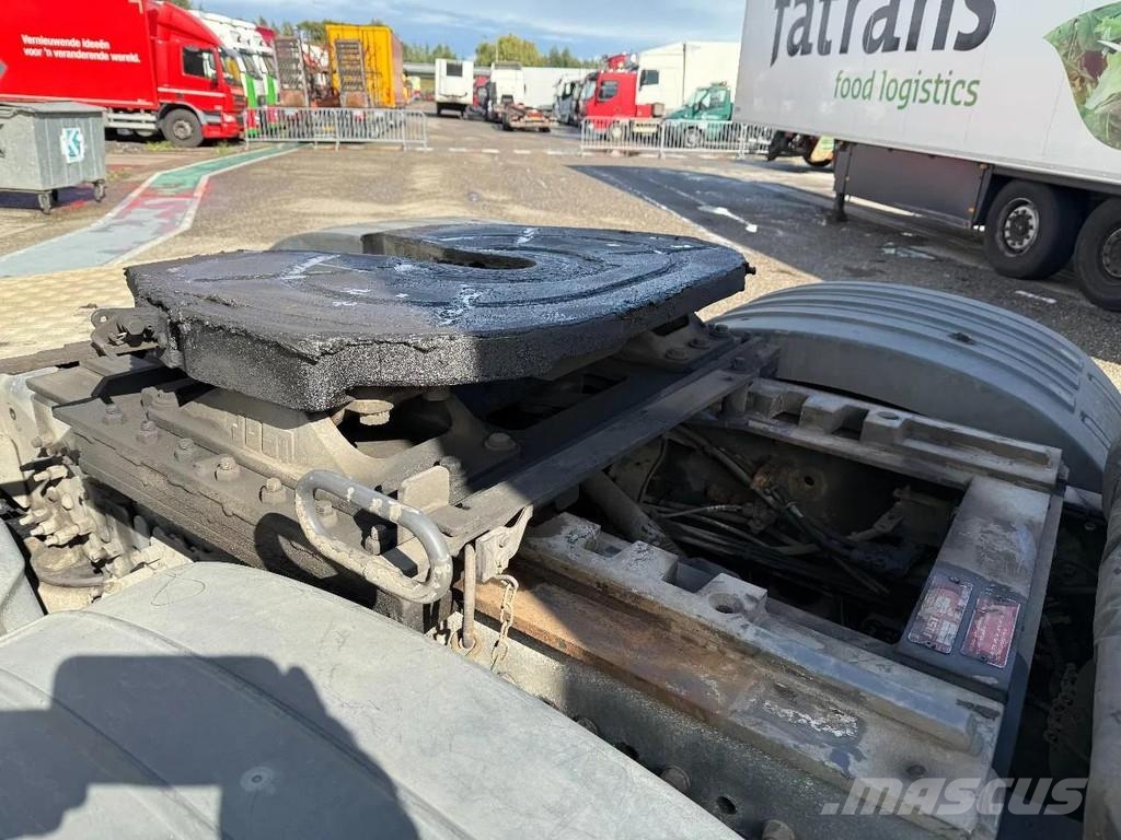 Volvo FH 540 8X4 - 666274 KM Vetopöytäautot
