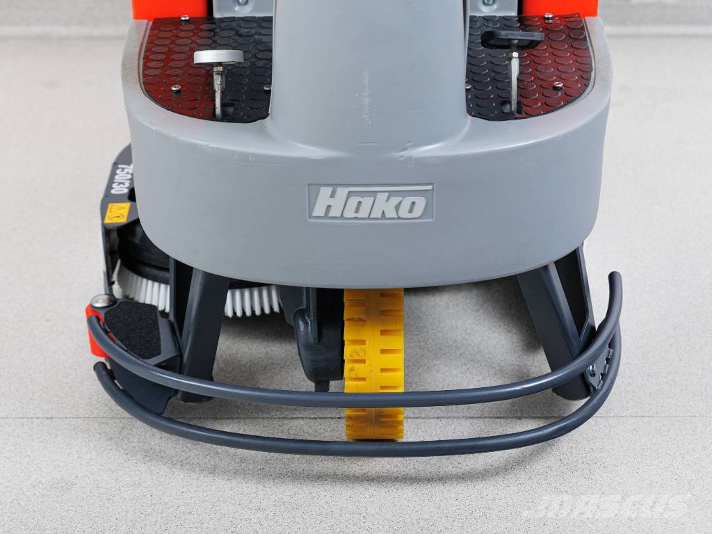 Hako Hakomatic B750 R TB750 - NEW BATTERIES Scrubber dryers