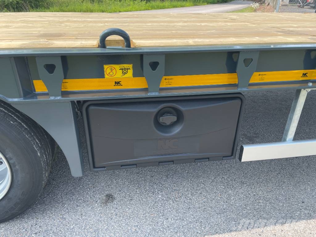 NC 3axl traktordragen maskintrailer 25T Nizki nakladalci