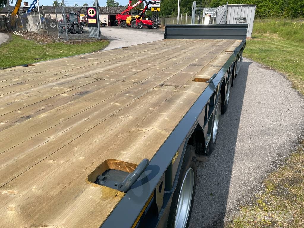 NC 3axl traktordragen maskintrailer 25T Nizki nakladalci