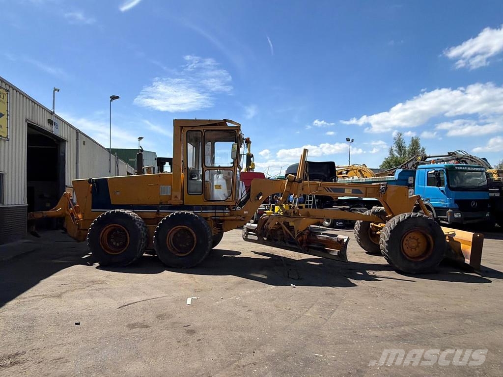 Komatsu GD623A-1 - Grader with Ripper - 16T - Good Conditi Niveladoras