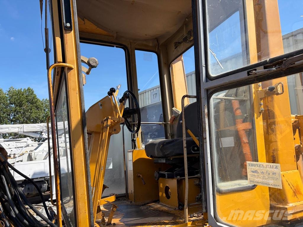 Komatsu GD623A-1 - Grader with Ripper - 16T - Good Conditi Niveladoras
