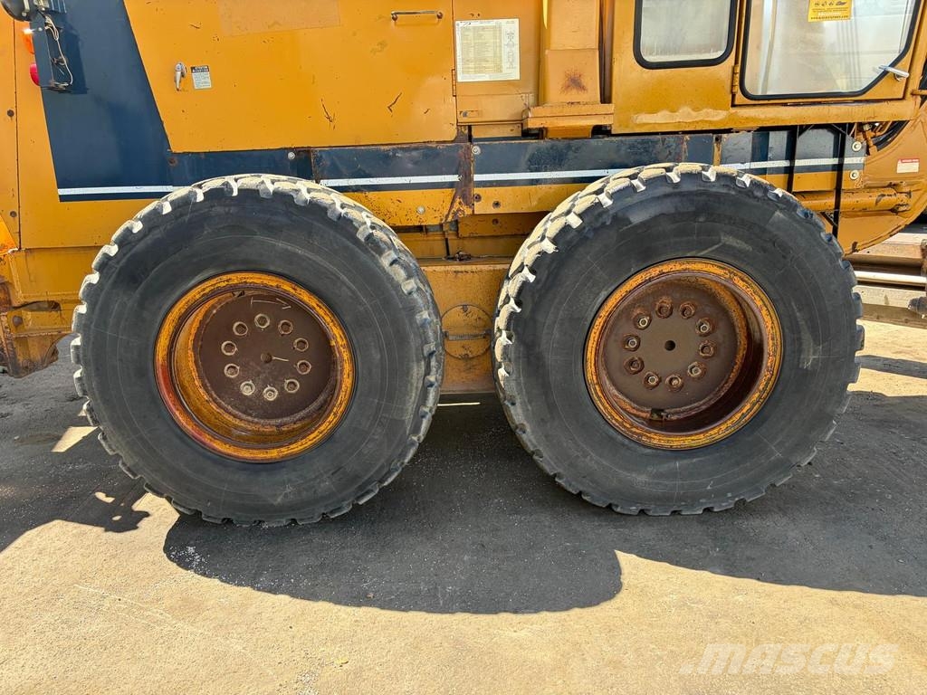 Komatsu GD623A-1 - Grader with Ripper - 16T - Good Conditi Niveladoras