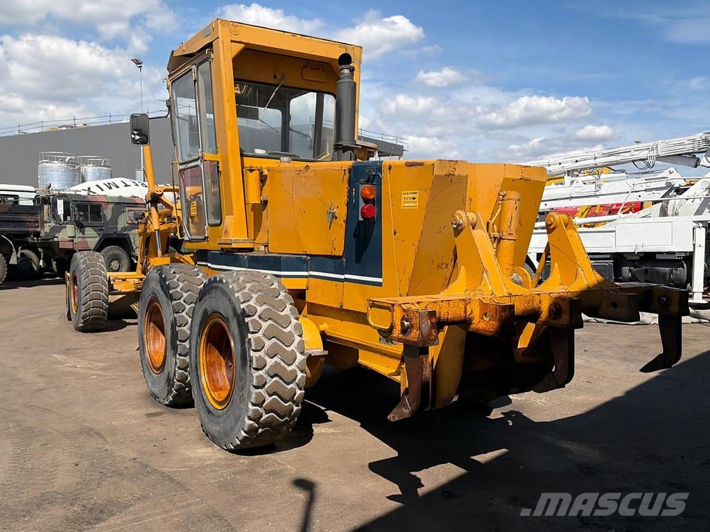Komatsu GD623A-1 - Grader with Ripper - 16T - Good Conditi Niveladoras