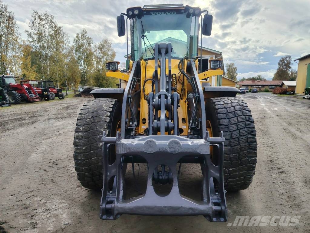 Volvo L 70 F Kolesni nakladalci