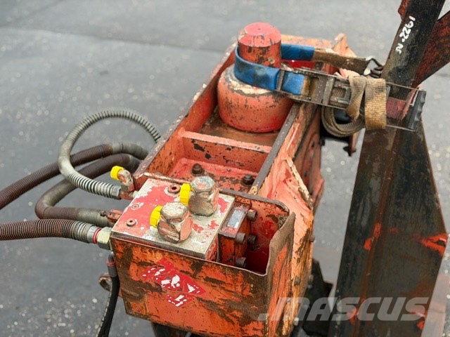 Miller HS-3 HFB Vibration Rammer Pilotna hidravlična kladiva