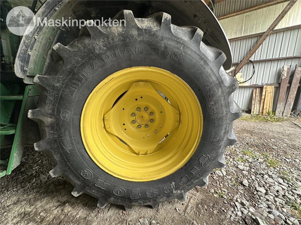 John Deere  Ruedas