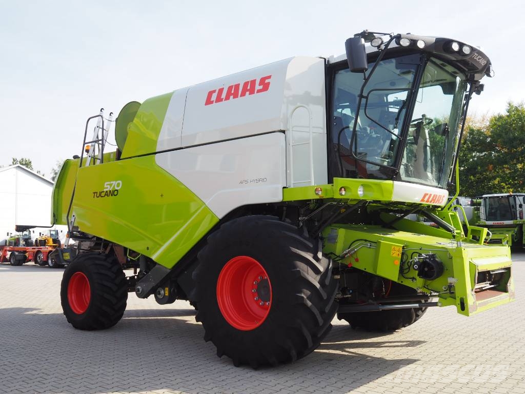 CLAAS Tucano 570 GPS + V770 Kombajni