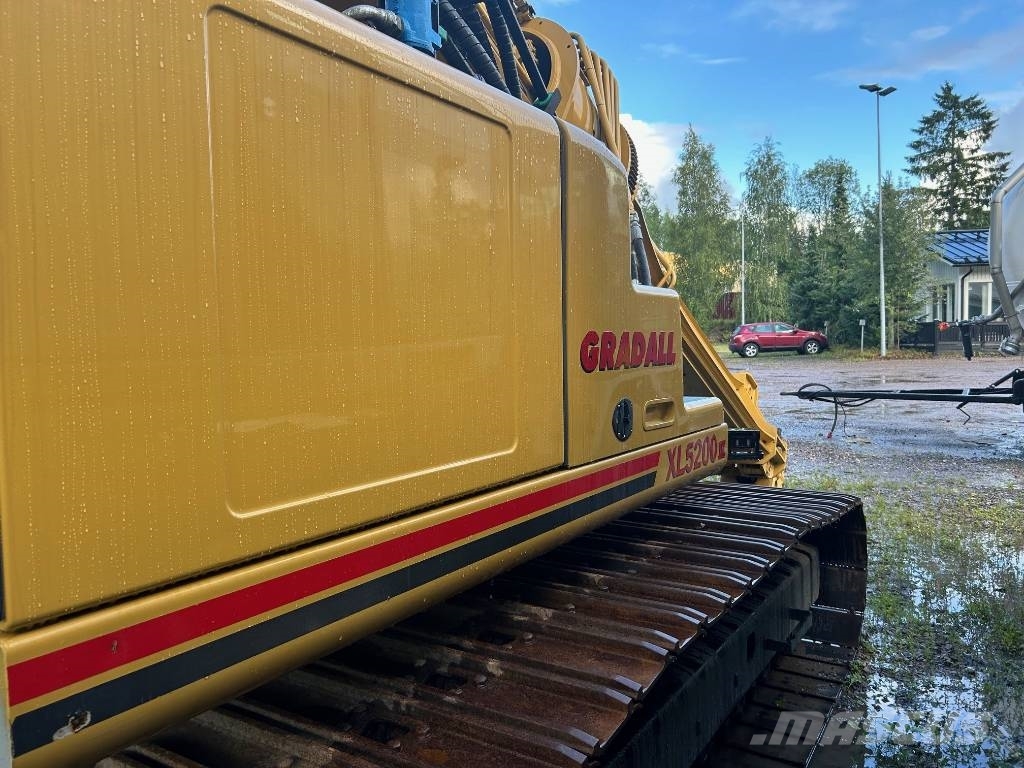 Gradall XL 5200 III Polovni specijalni bageri